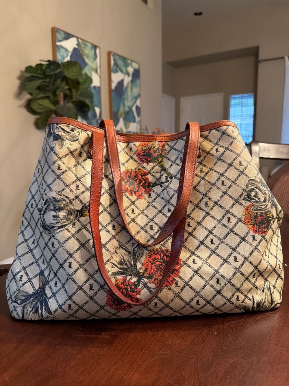 L.A.M.B by Gwen Stefani (purse, bag)